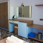 Alojamento de Acomodação e Pequeno-almoço Sedir Park - 4*