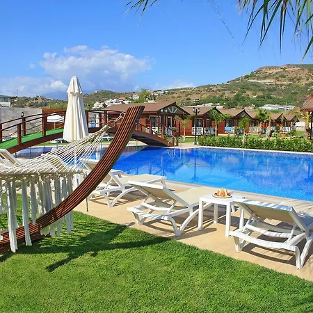 Sedir Park - לינה וארוחת בוקר 4*